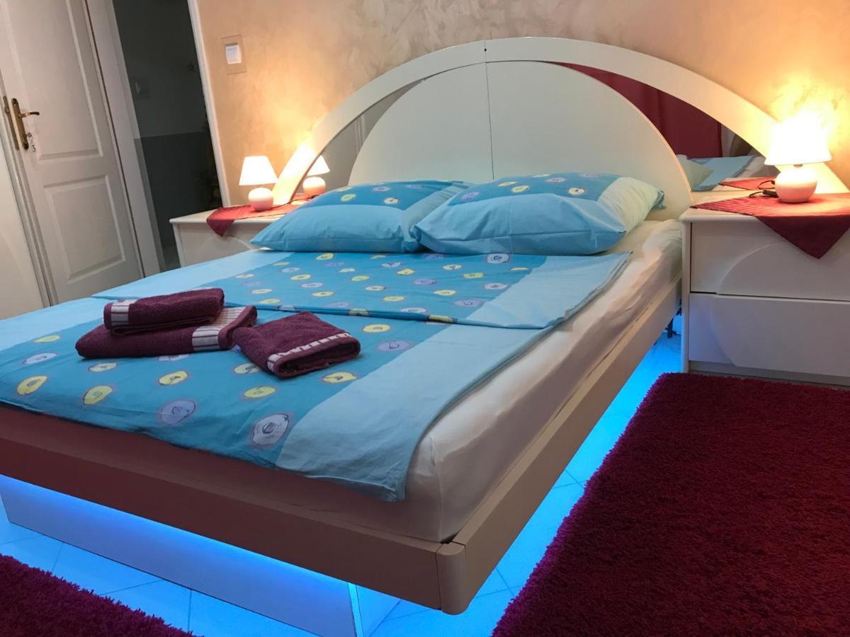 Guesthouse Rebel Deliblato Eksteriør bilde