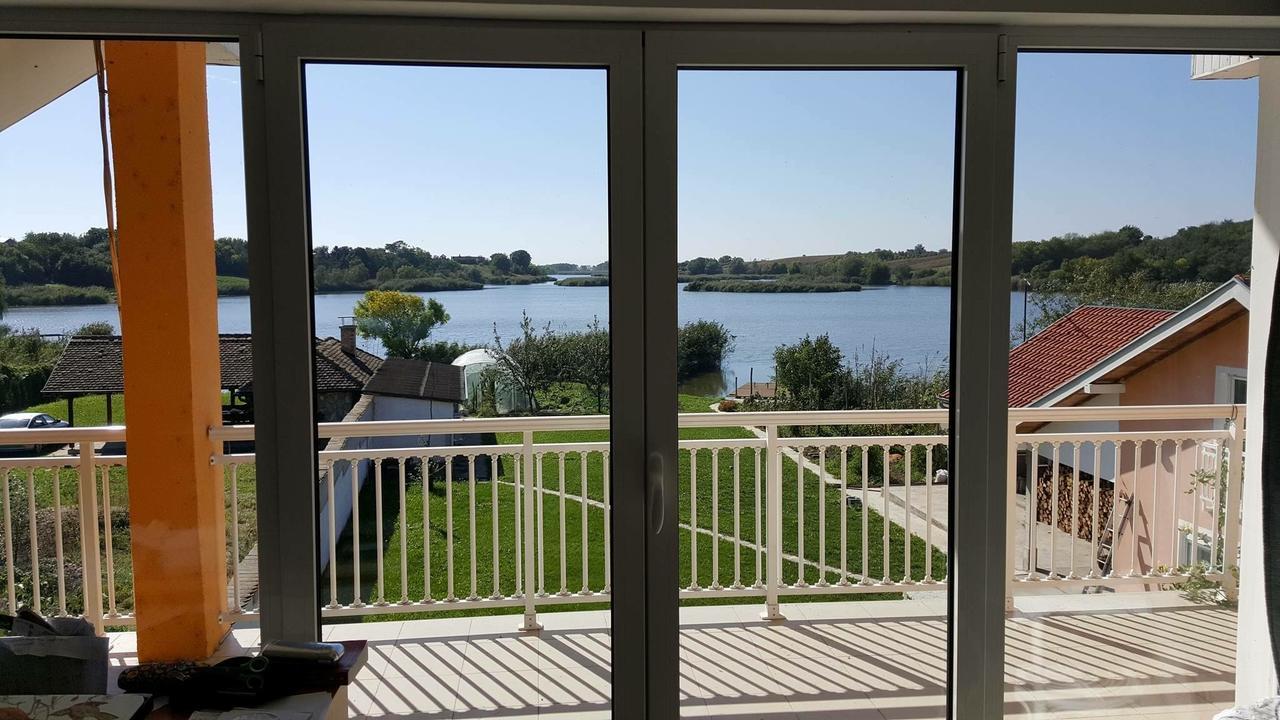 Guesthouse Rebel Deliblato Eksteriør bilde