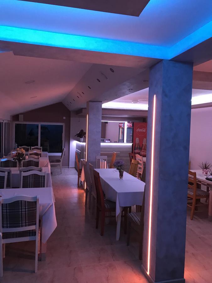 Guesthouse Rebel Deliblato Eksteriør bilde
